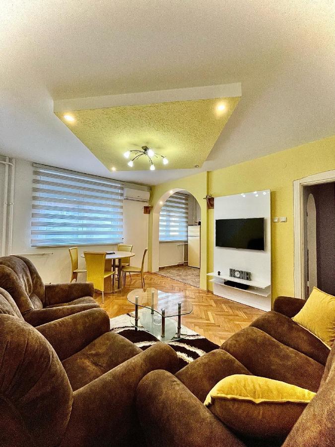 Lux Apartman Cvetkovic Kraljevo Exterior foto